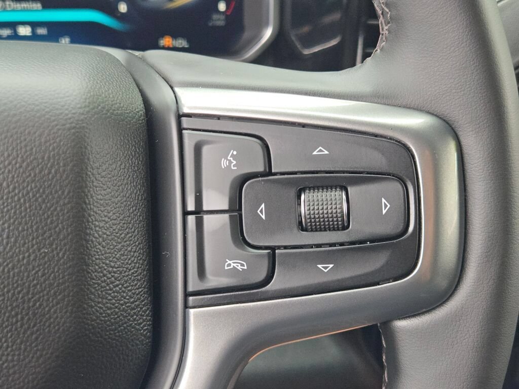 Certified 2026 Chevrolet Silverado 1500 LT AWD/4WD image 33