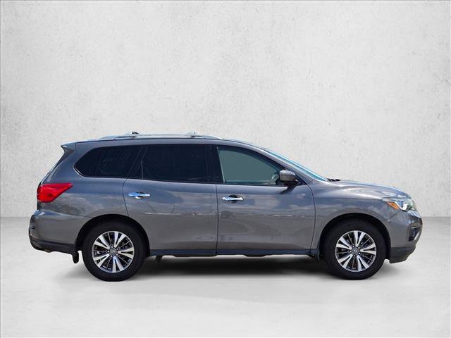 Used 2017 Nissan Pathfinder SL FWD image 4