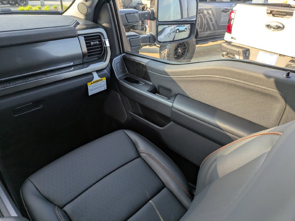 New 2026 Ford F350 Lariat w/ Tremor Off-Road Package AWD/4WD image 18