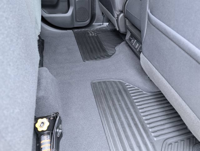 Used 2019 Chevrolet Silverado 1500 LT w/ All-Star Edition AWD/4WD image 29
