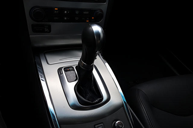Used 2015 INFINITI Q60 AWD Coupe w/ Premium Package image 26