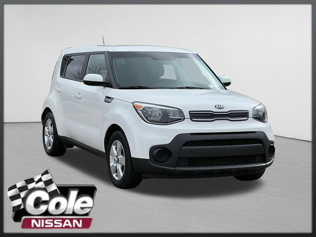 Used 2018 Kia Soul w/ Convenience Package image 1