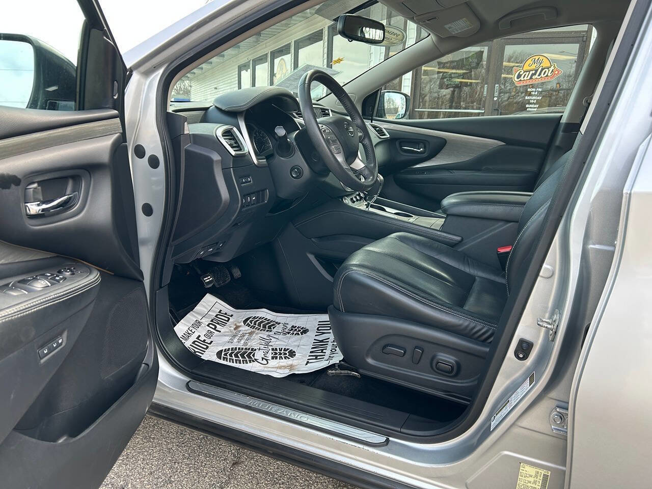 Used 2017 Nissan Murano Platinum image 19