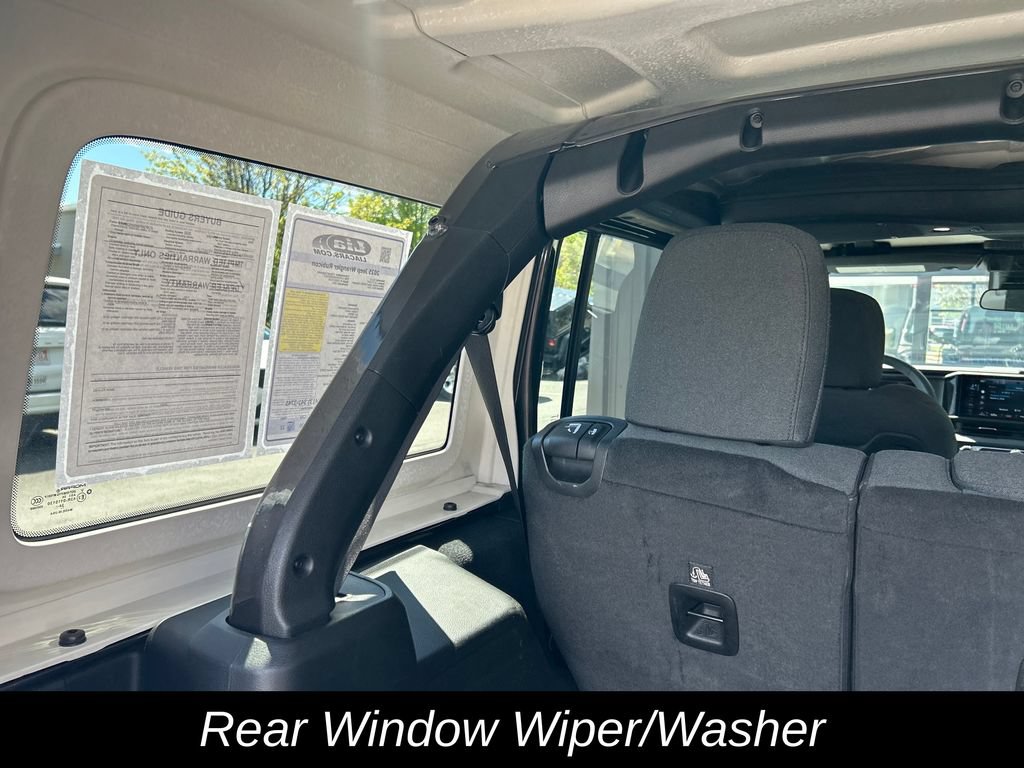 Certified 2025 Jeep Wrangler Unlimited Rubicon AWD/4WD image 27
