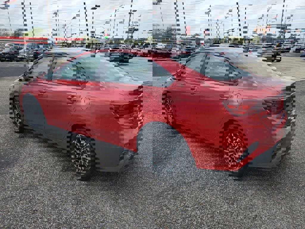 Used 2023 Kia Forte LXS image 3