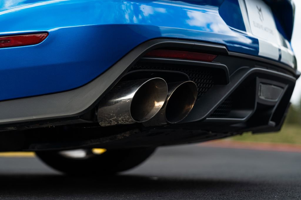 Used 2021 Ford Mustang Shelby GT500 w/ Carbon Fiber Track Pack image 16