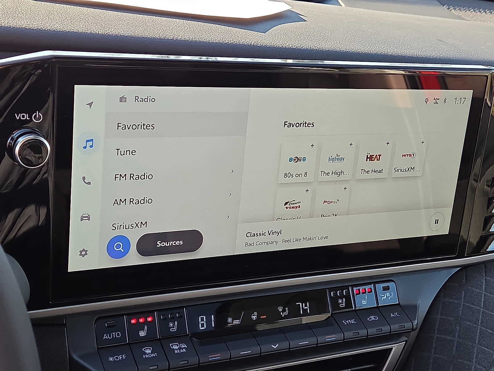 Used 2026 Toyota Camry XLE w/ Premium Package image 19