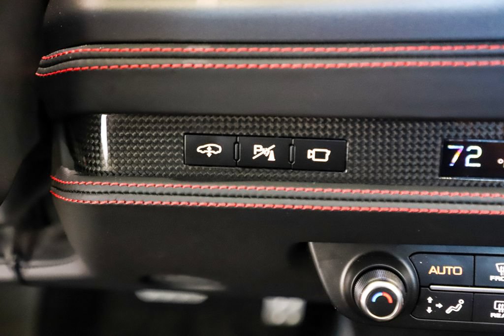 Certified 2022 Ferrari F8 Tributo RWD image 25