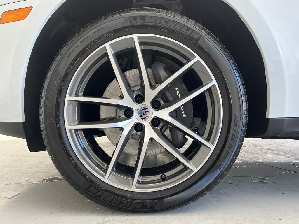 Used 2026 Porsche Macan AWD/4WD image 27