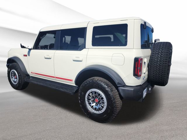 New 2026 Ford Bronco Outer Banks w/ Sasquatch Package image 3