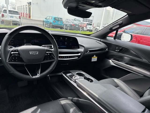 Used 2025 Cadillac Lyriq Luxury w/ LPO, Floor Liner Package image 12