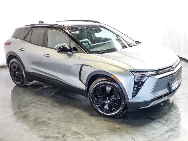 Used 2026 Chevrolet Blazer EV LT AWD/4WD image 6