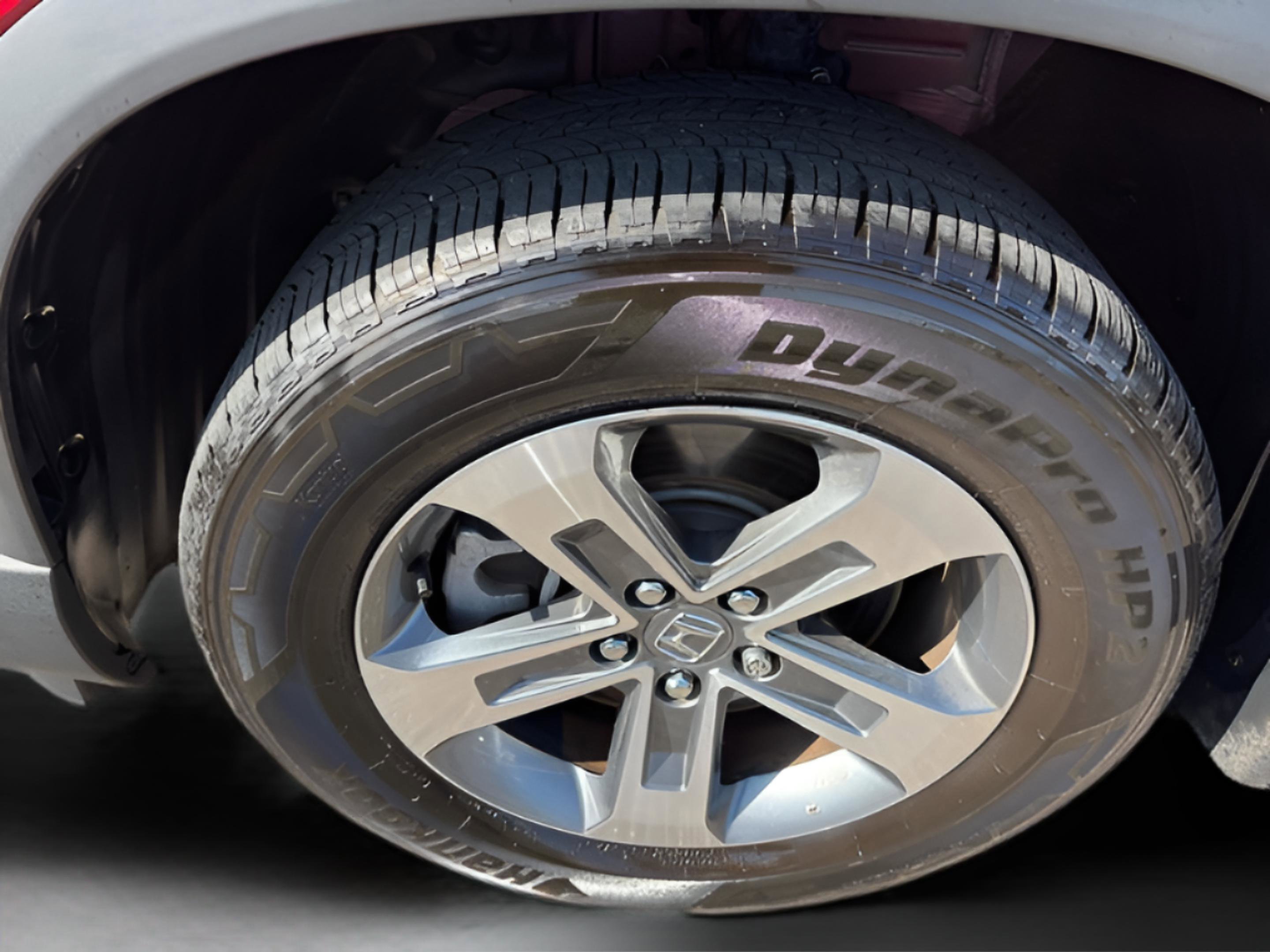 Certified 2024 Honda Pilot EX-L image 9