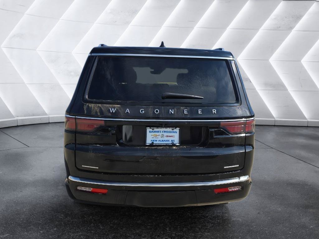 Used 2023 Jeep Wagoneer Series II w/ Flexible Seating Group AWD/4WD image 6
