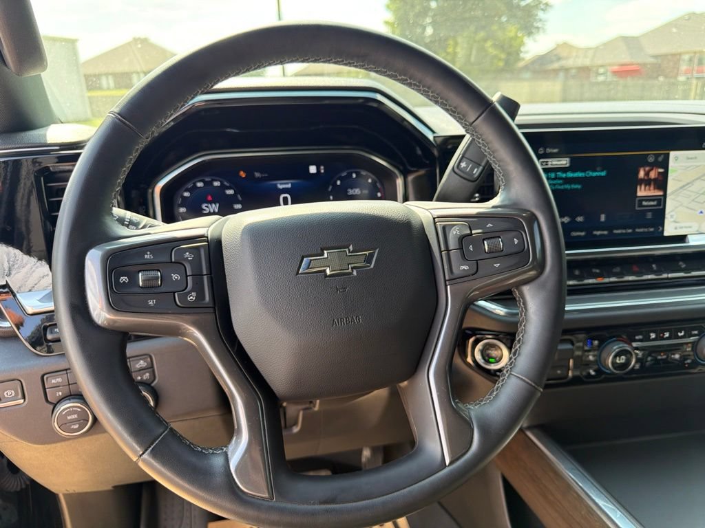 Used 2024 Chevrolet Silverado 2500 High Country w/ Midnight Edition AWD/4WD image 13