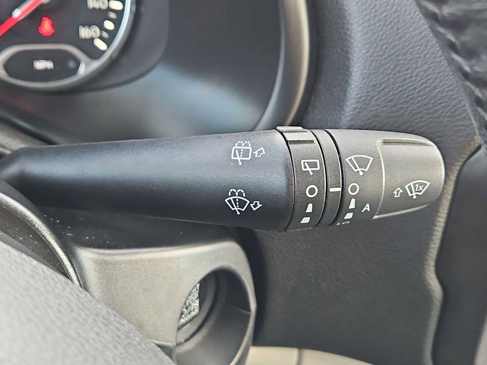 Used 2022 Jeep Renegade Latitude w/ Convenience Group image 41