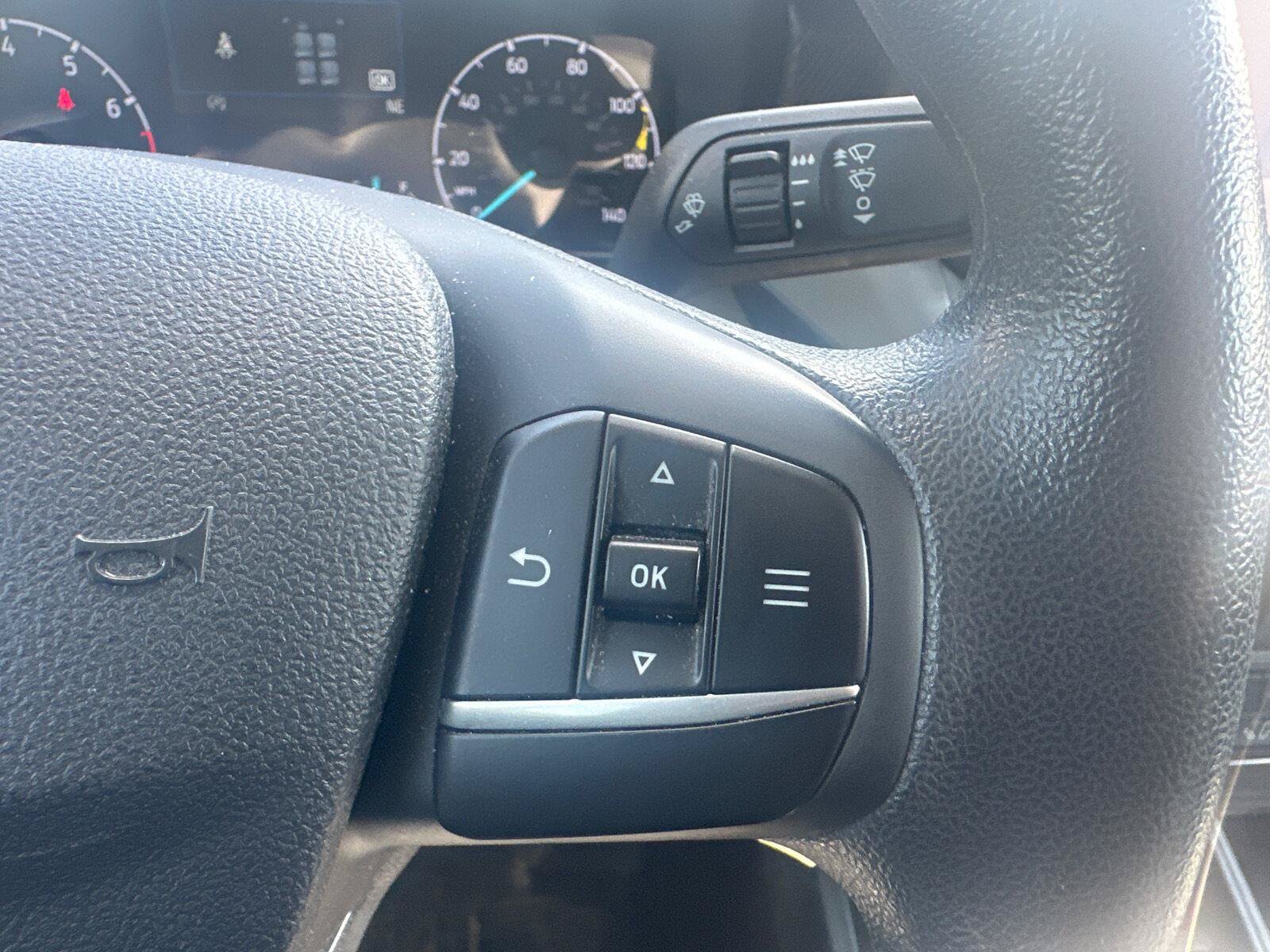Used 2022 Ford Maverick XL FWD image 19