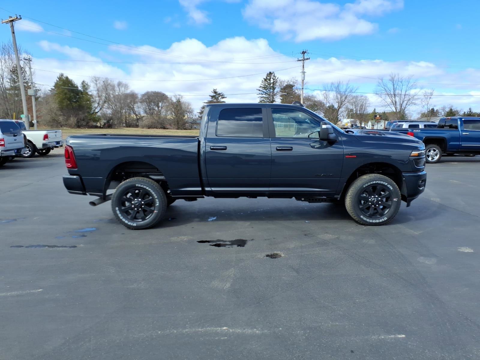 New 2026 RAM 2500 Laramie w/ Night Edition AWD/4WD image 7