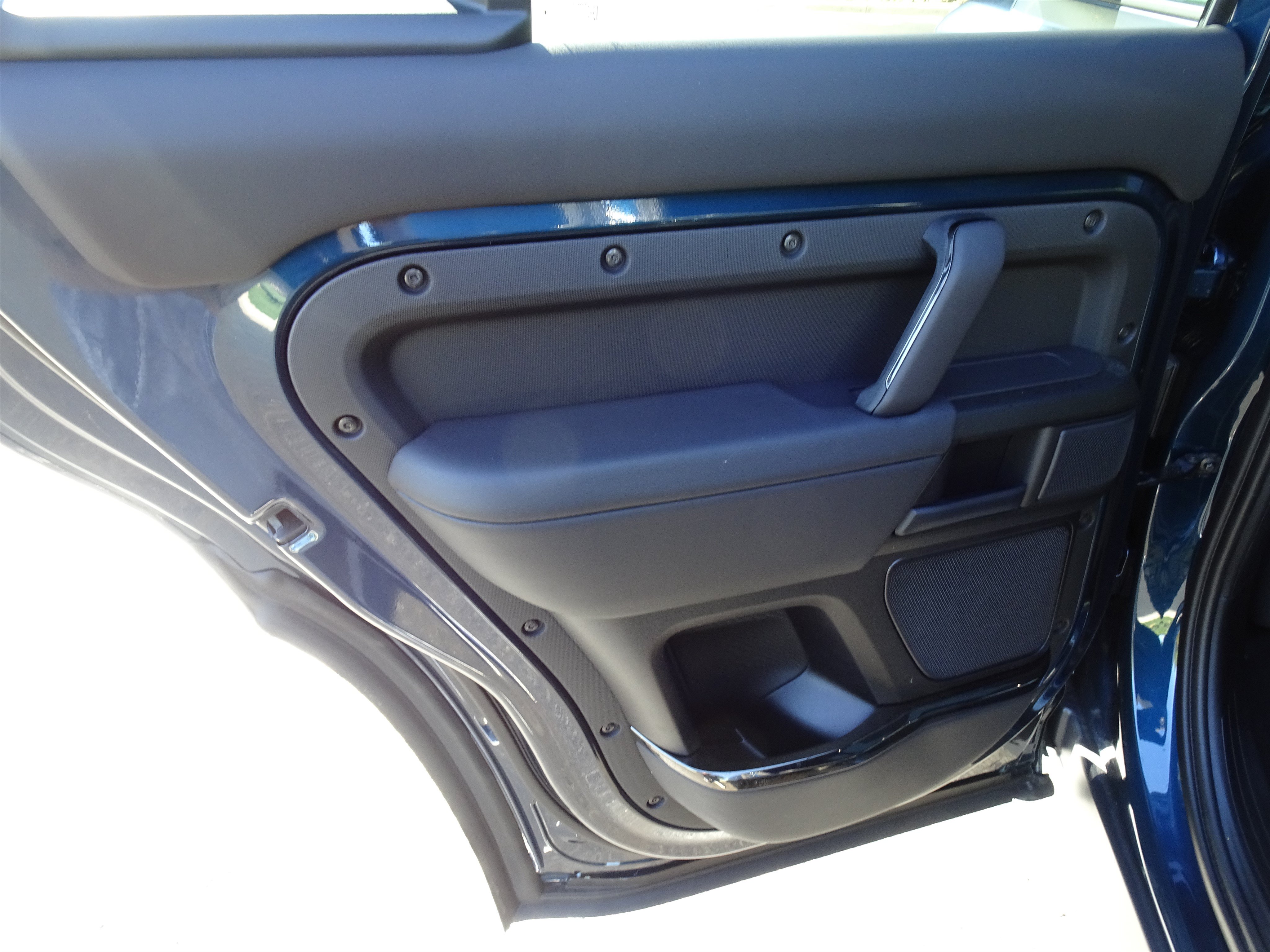 New 2026 Land Rover Defender 110 OCTA AWD/4WD image 23