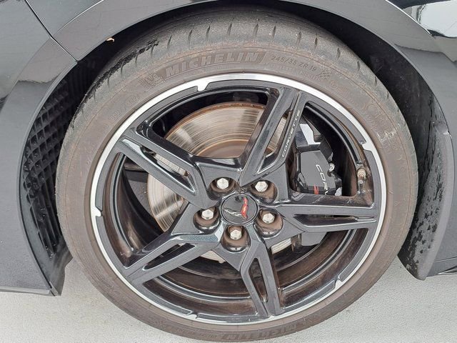 Used 2023 Chevrolet Corvette Stingray Premium Cpe w/ Z51 Performance Package RWD image 33