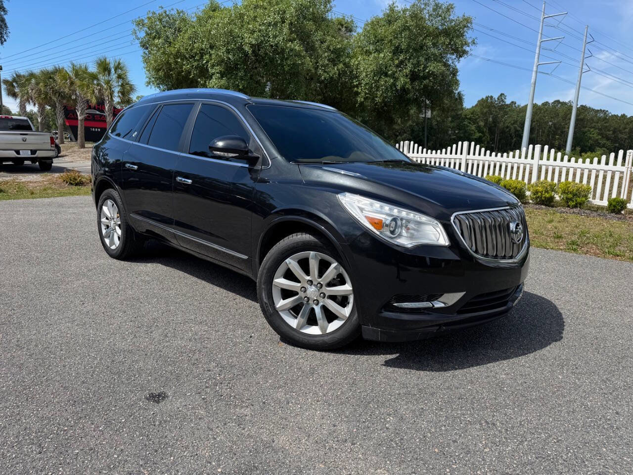 Used 2015 Buick Enclave Premium w/ Experience Buick Package FWD image 8