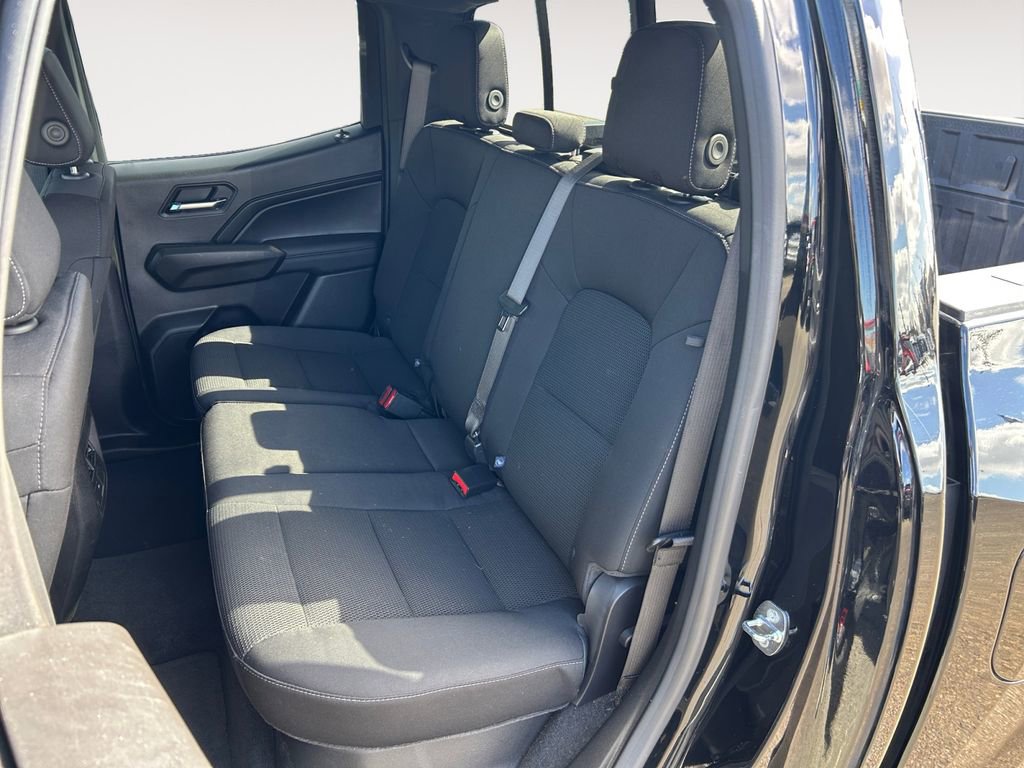 Used 2023 Chevrolet Colorado LT w/ LT Convenience Package AWD/4WD image 11