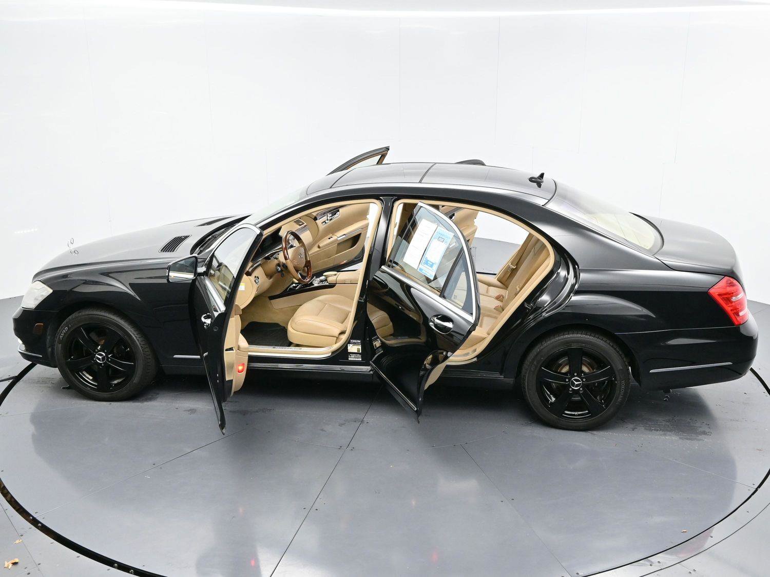 Used 2012 Mercedes-Benz S 550 4MATIC image 37