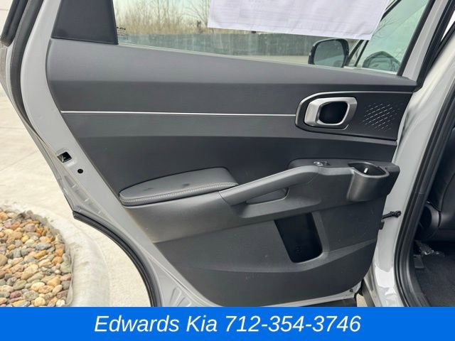 New 2026 Kia Sorento S image 13