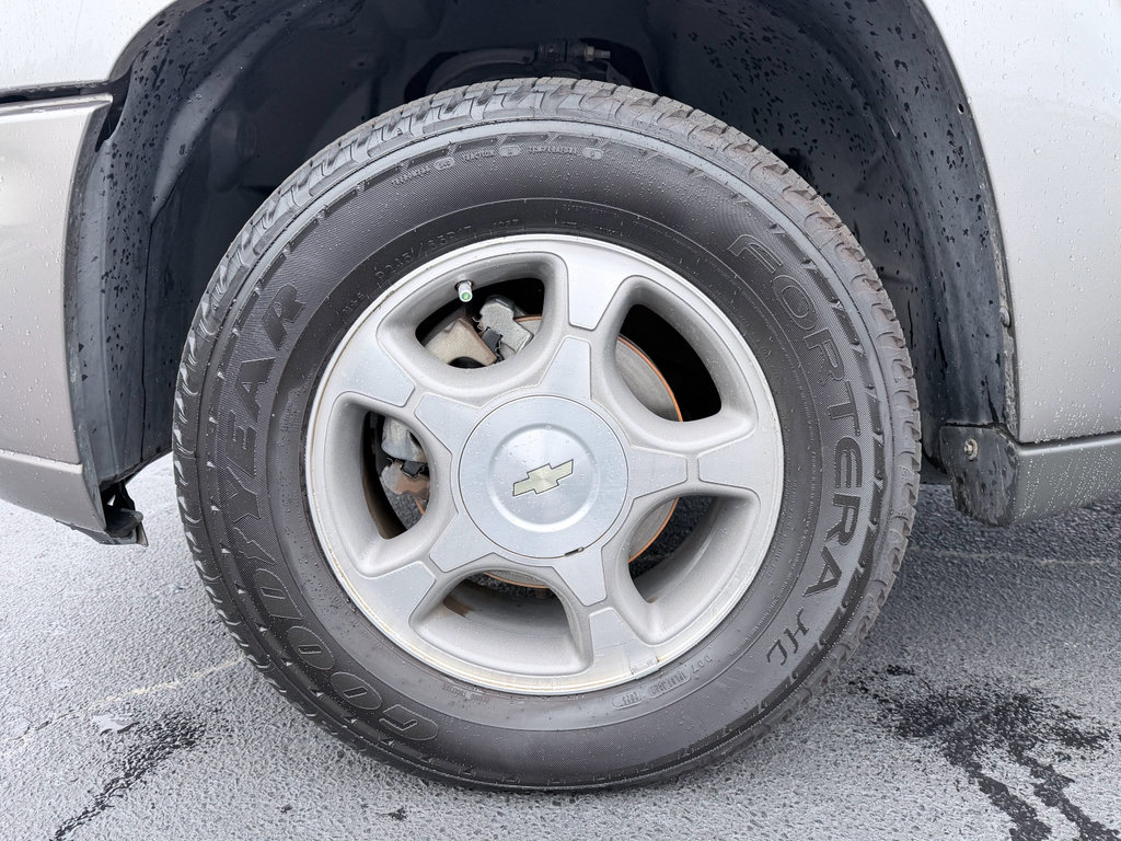 Used 2008 Chevrolet TrailBlazer 2WD w/ Smoker's Package image 27