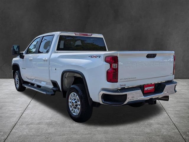 Used 2025 Chevrolet Silverado 2500 LT w/ Convenience Package AWD/4WD image 8