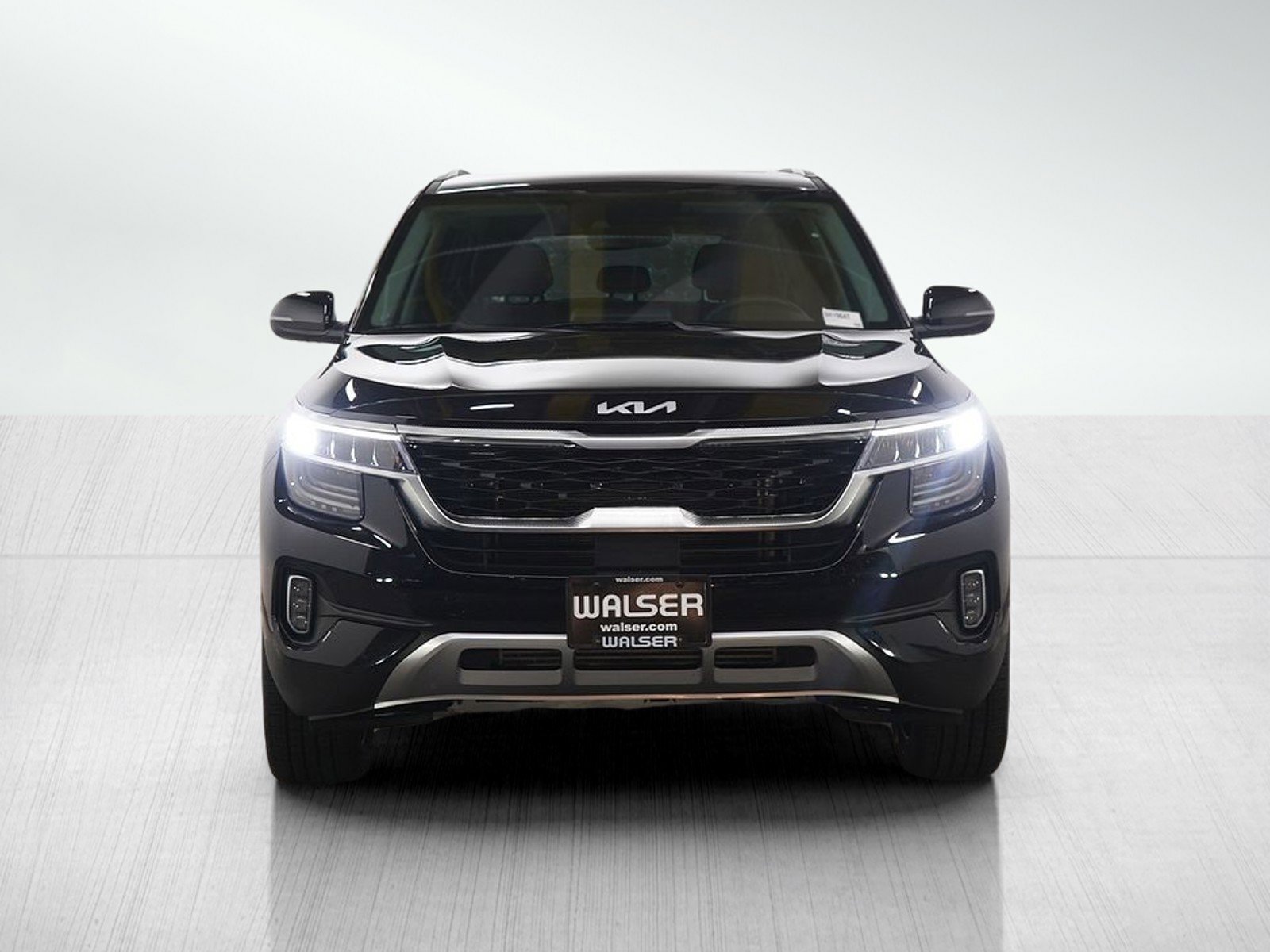 Used 2023 Kia Seltos SX w/ SX Sunroof Package image 8