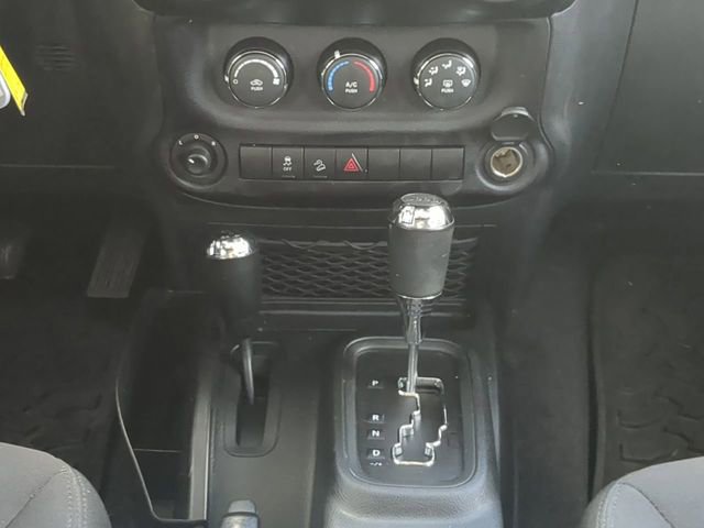 Used 2016 Jeep Wrangler Unlimited Sport w/ Quick Order Package 24S AWD/4WD image 17