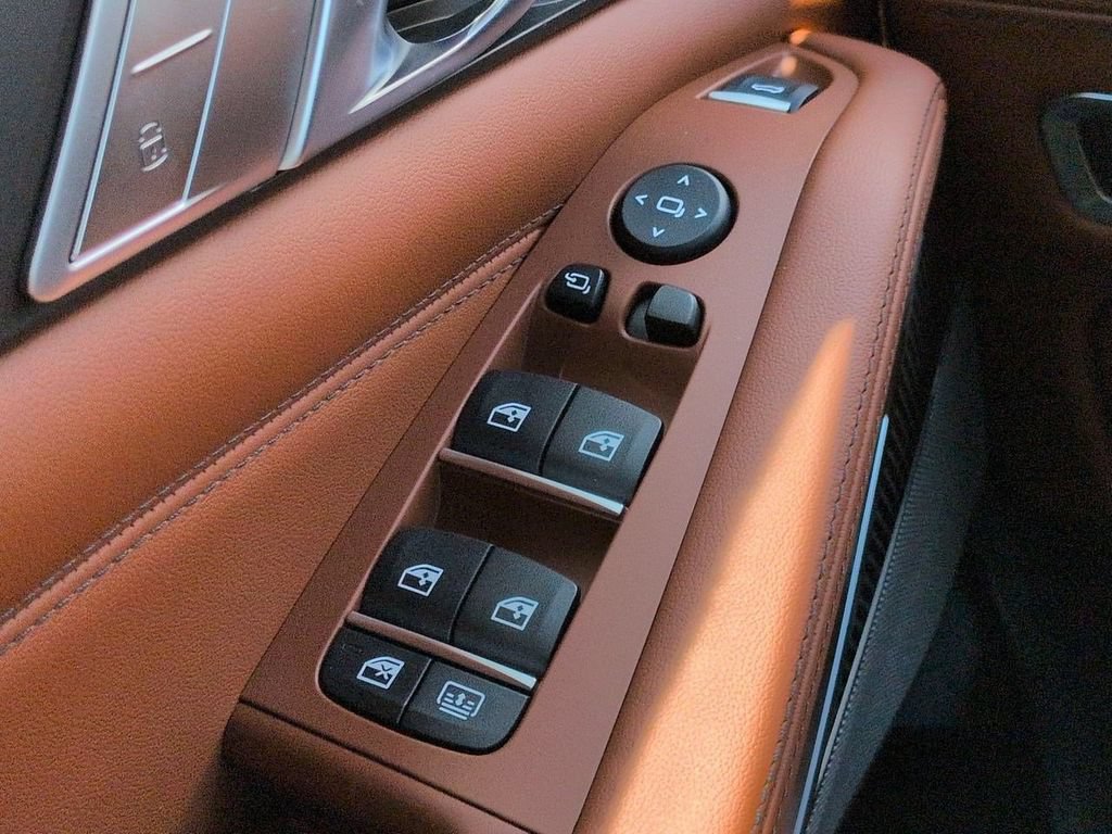 New 2027 BMW X7 M60i AWD/4WD image 25