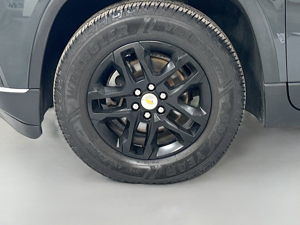 Used 2020 Chevrolet Traverse LT image 31