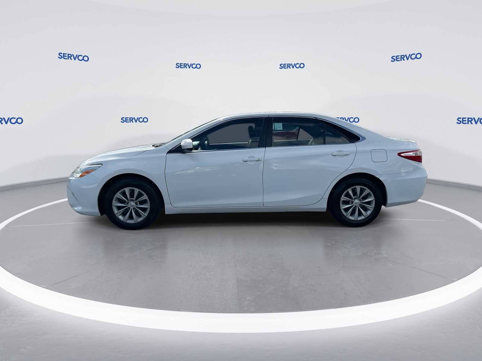 Used 2016 Toyota Camry LE FWD image 5