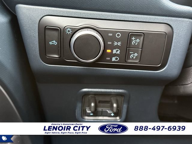 New 2026 Ford Maverick Lariat w/ Black Appearance Package image 22