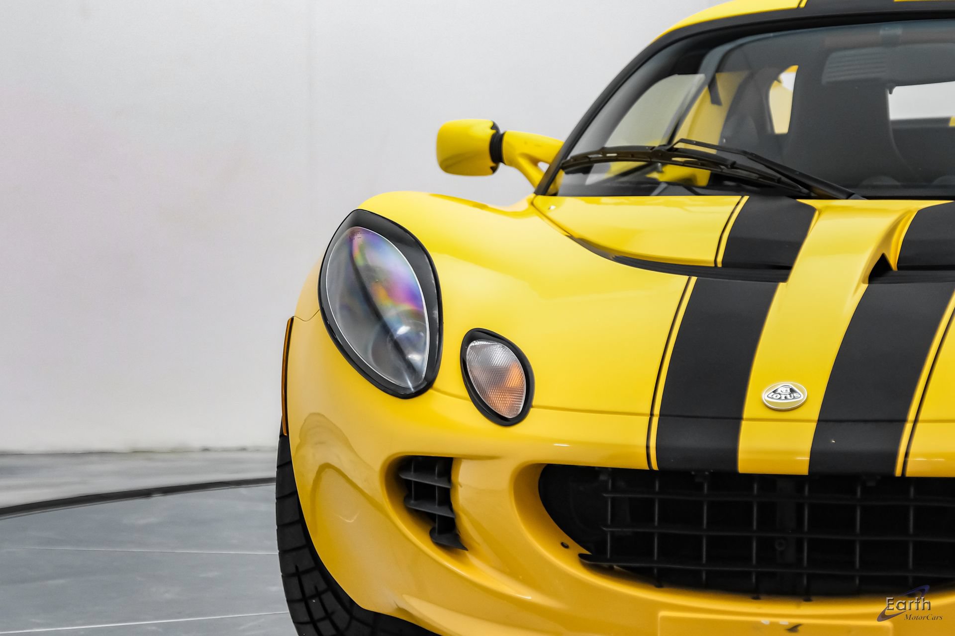 Used 2005 Lotus Elise RWD image 40