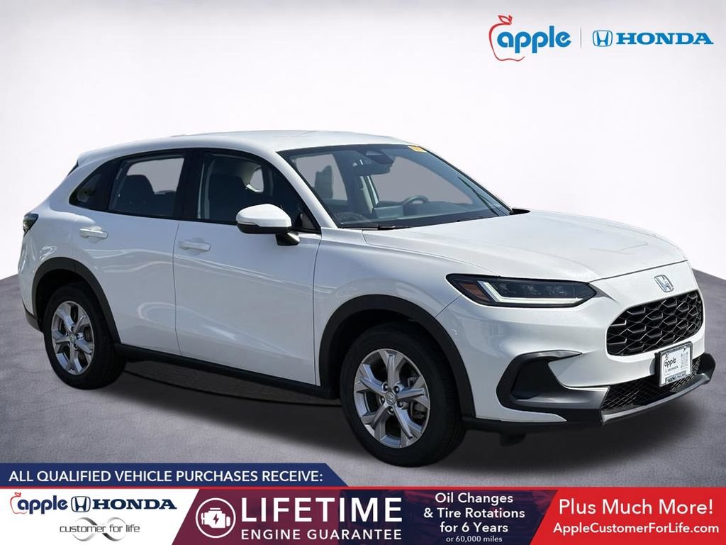 Used 2025 Honda HR-V LX image 1