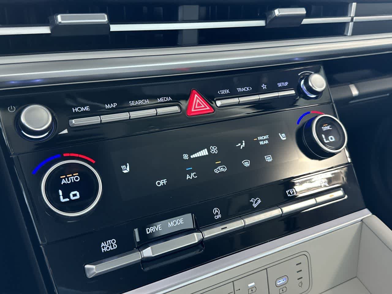 New 2027 Hyundai Santa Fe SEL FWD image 20
