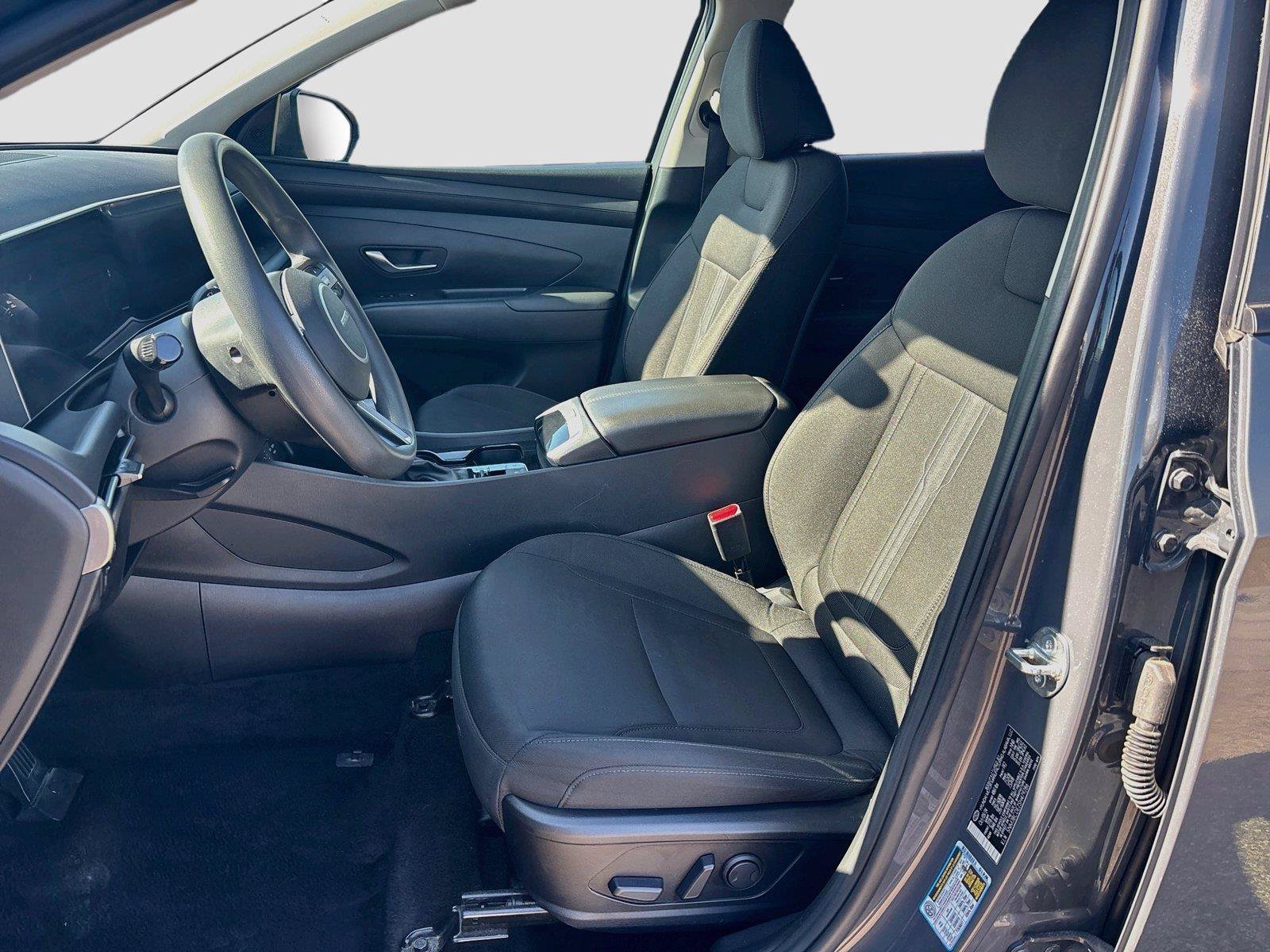 Certified 2025 Hyundai Tucson SEL AWD/4WD image 5