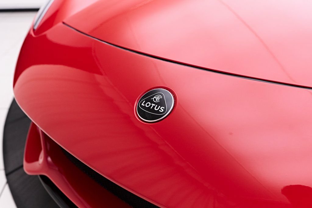 Used 2025 Lotus Emira RWD image 21