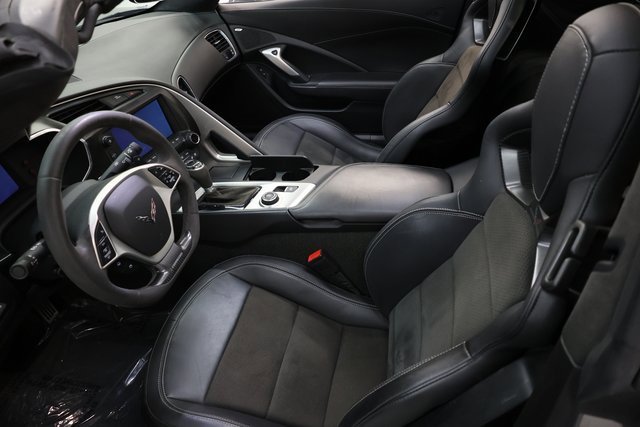 Used 2016 Chevrolet Corvette Z06 w/ 3LZ Preferred Equipment Group image 86