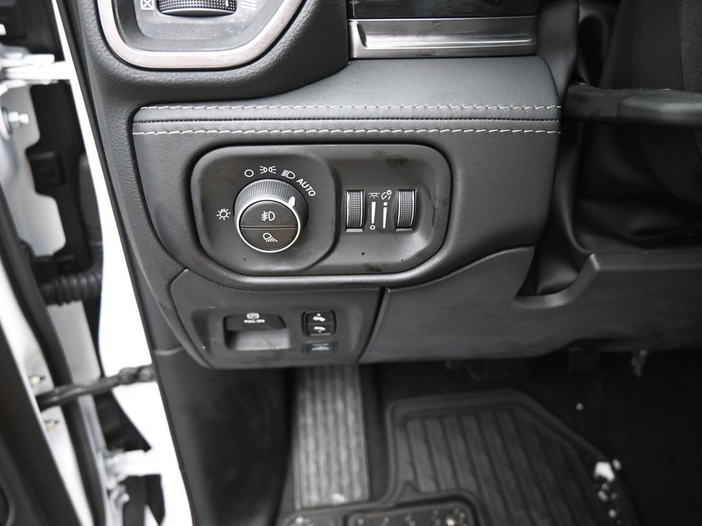 New 2026 RAM 1500 Limited image 33
