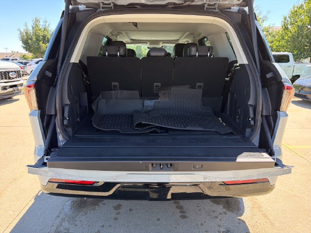 New 2026 Lincoln Navigator Reserve AWD/4WD image 8