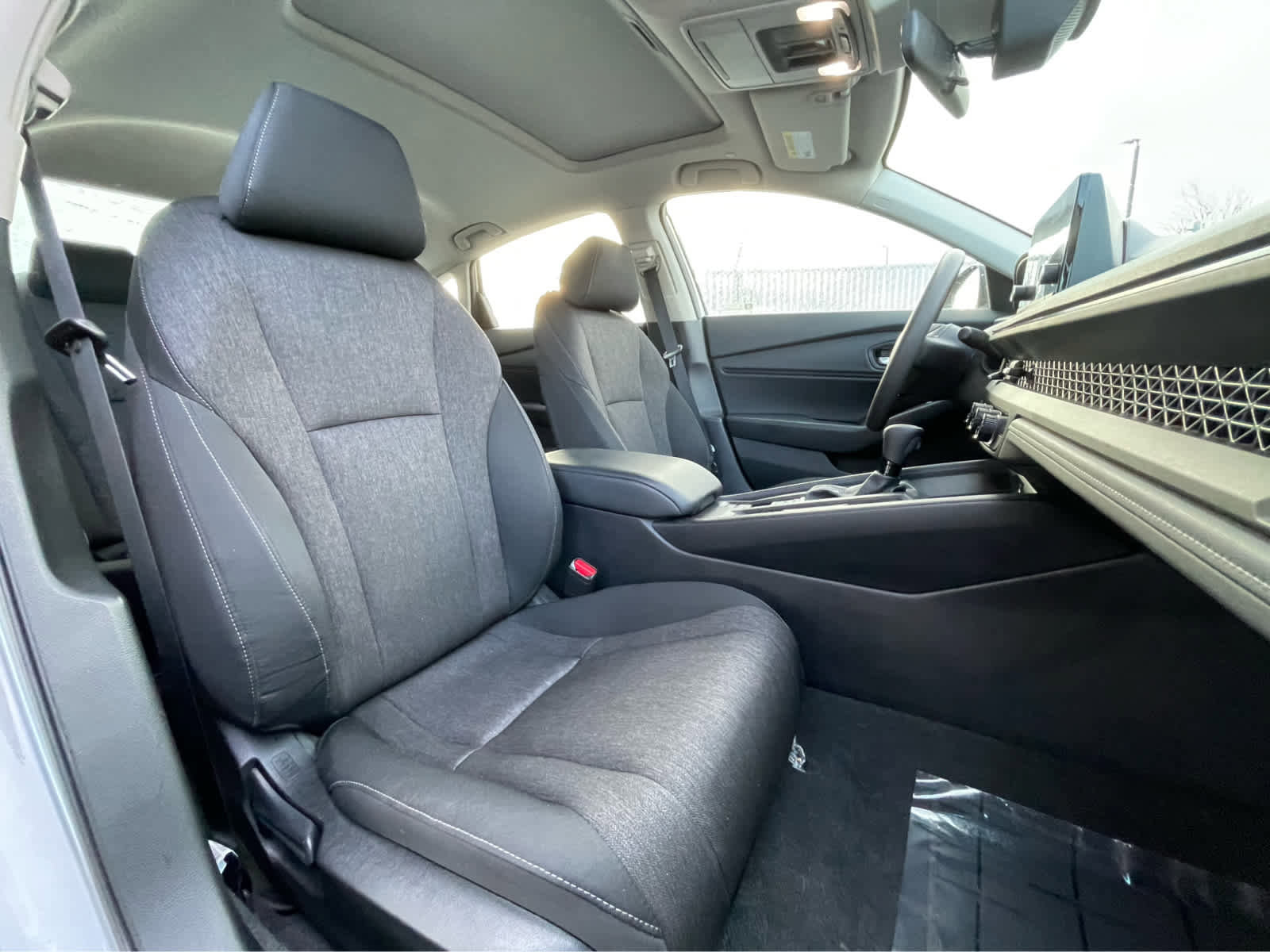 Used 2023 Honda Accord EX image 25