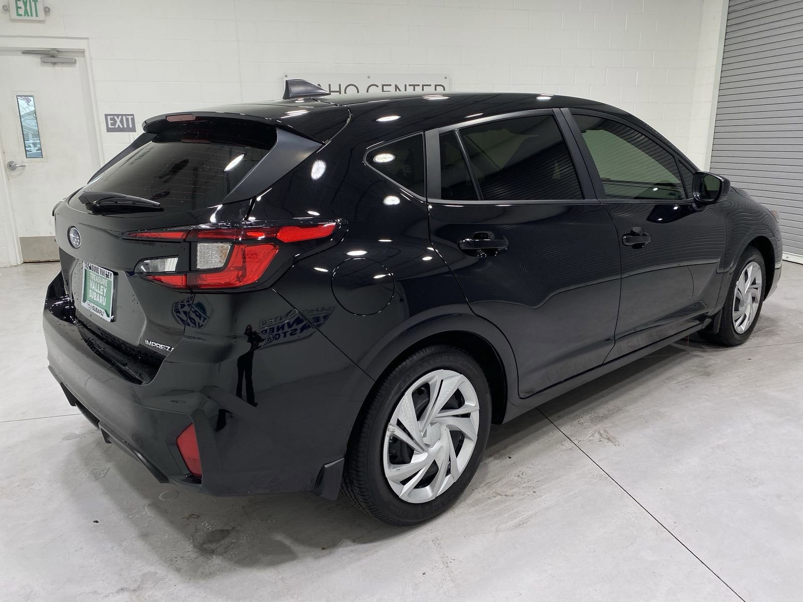 Certified 2024 Subaru Impreza 2.0i AWD/4WD image 8