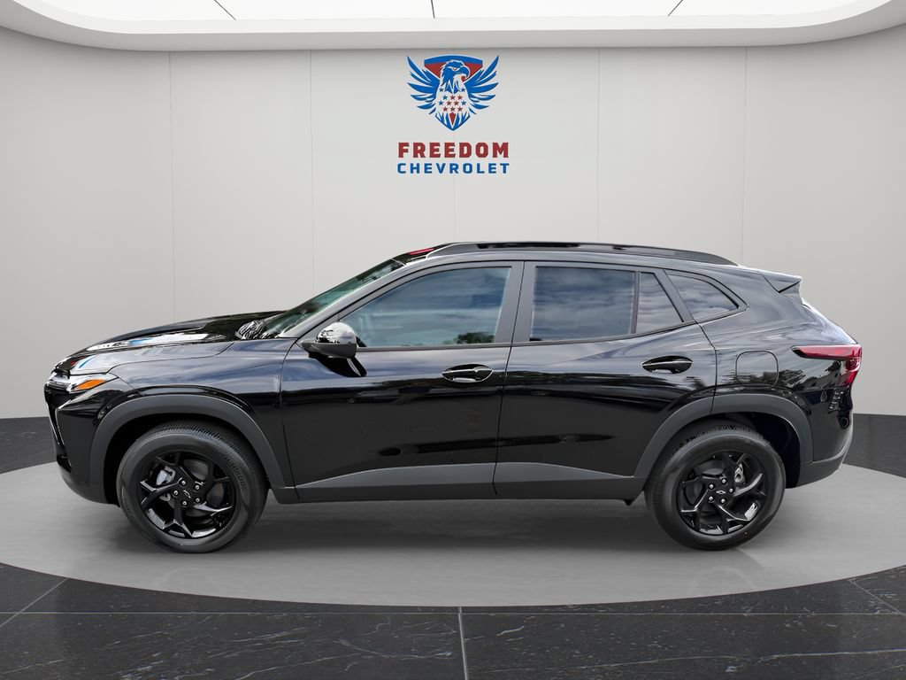 New 2026 Chevrolet Trax LT w/ Driver Confidence Package FWD image 3