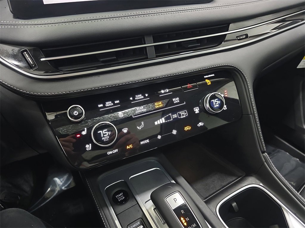 Certified 2026 INFINITI QX60 Luxe w/ Cargo Package image 21