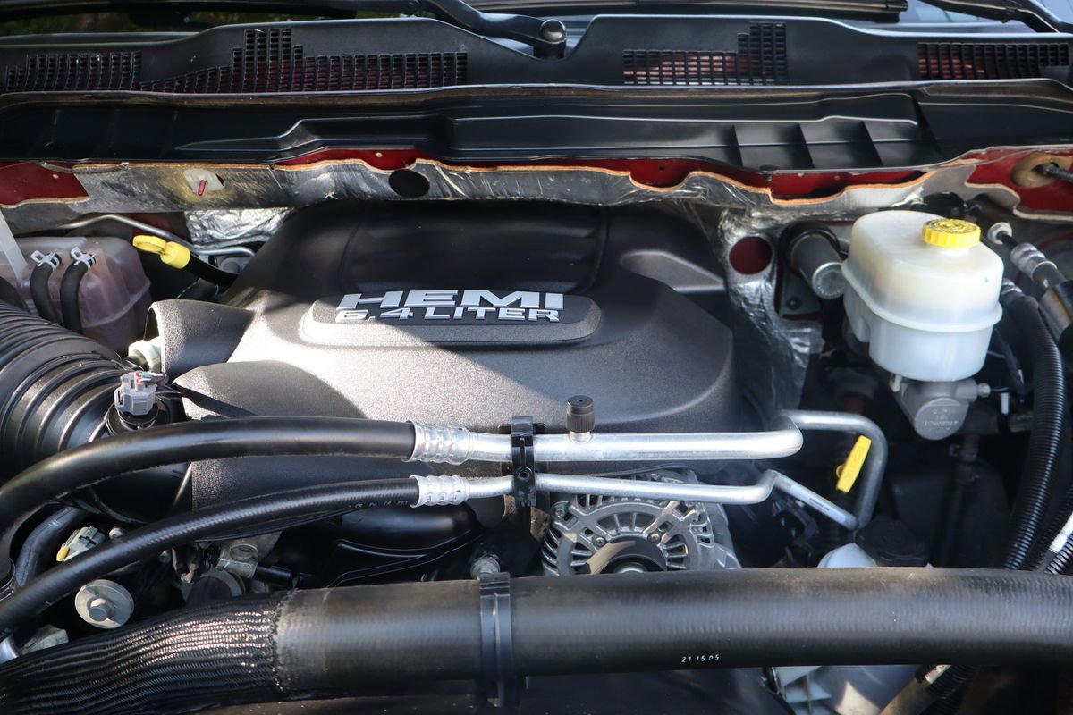 Used 2015 RAM 2500 SLT w/ Luxury Group AWD/4WD image 38