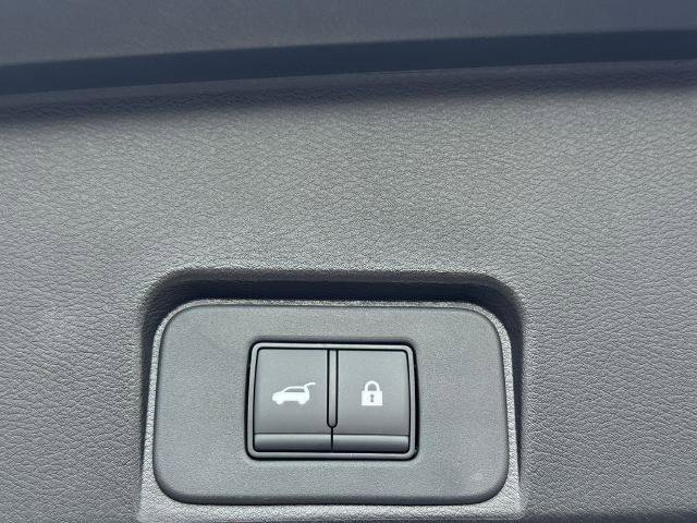Certified 2026 Nissan Rogue SV image 17